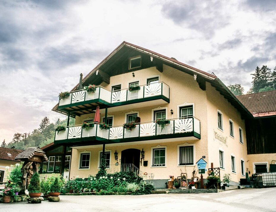 Tobelm Hlhof In Seeham Salzburger Seenland Urlaub Am Bauernhof