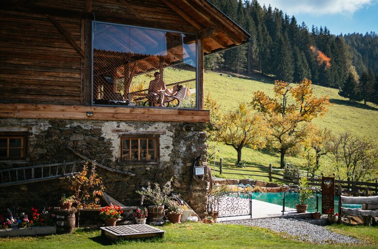 Blick auf den Naturteich am Koglerhof | © Urlaub am Bauernhof / Daniel Gollner