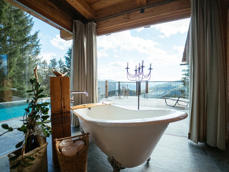 Private Spa auf der BienenAlm Hütte | © Urlaub am Bauernhof Steiermark / Daniel Gollner