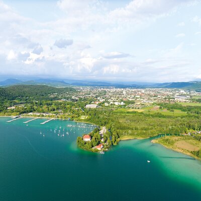 Klagenfurt Luftaufnahme vom Wörthersee aus gesehen | © StadtPresse Klagenfurt - Horst