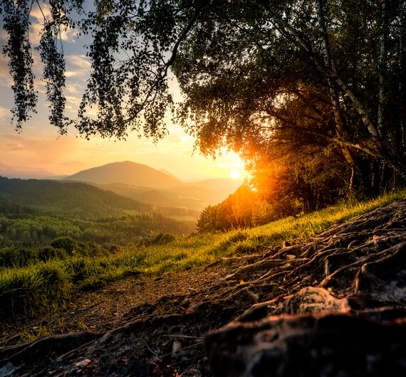 Sonnenuntergang im Sommer in den Wiener Alpen | © Wiener Alpen / Christian Kremsl