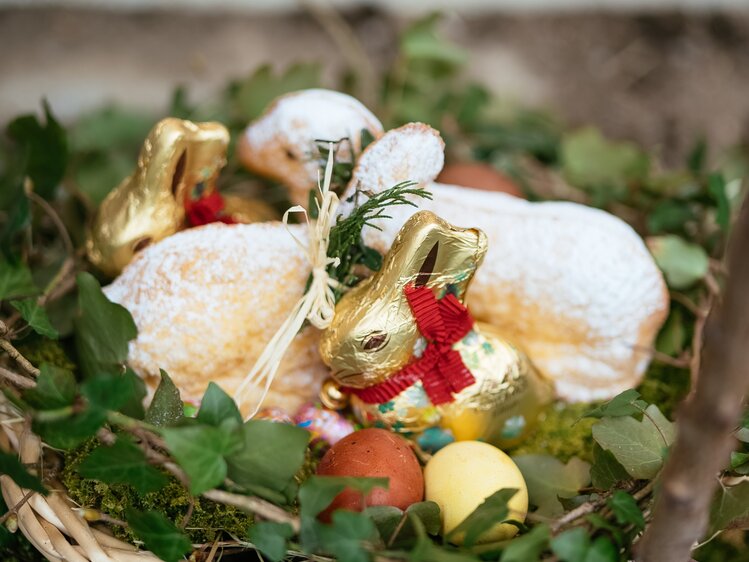 Osternest mit Schokohasen und Osterlamm | © Urlaub am Bauernhof Oberösterreich / Daniel Gollner