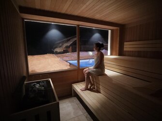 Sauna im Winter im Almresort Baumschlagerberg in Vorderstoder | © Urlaub am Bauernhof Oberösterreich / Nikolaus Berger