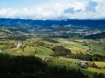 Aussicht vom Ferienhof Breitenbaumer in die Nationalparkregion Kalkalpen | © Urlaub am Bauernhof Oberösterreich / Daniel Gollner