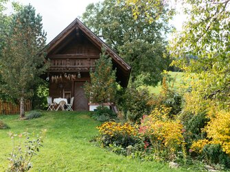 Holzhütte im Garten, Nationalparkregion Kalkalpen | © Urlaub am Bauernhof Oberösterreich / Daniel Gollner