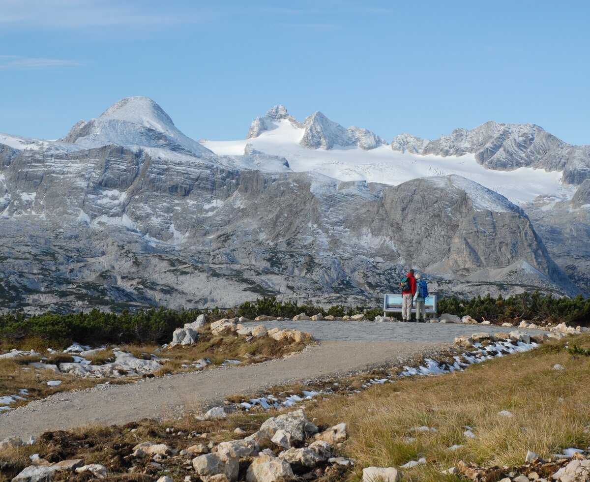 Blick auf den Dachstein-Gletscher UNESCO Weltnaturerbe und Bergpanorama, Salzkammergut | © Oberösterreich Tourismus GmbH / Dachstein & Eishöhlen GmbH