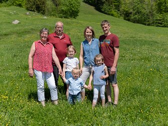 Familienfoto Hagspiel | © Baby- und Kinderbauernhof Duerlinde