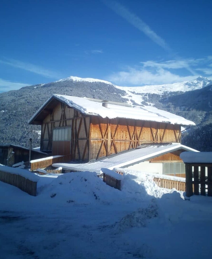 Tobadillerhof Stallgebäude im Winter | © Urlaub am Bauernhof Österreich / Lechleitner / Tobadillerhof