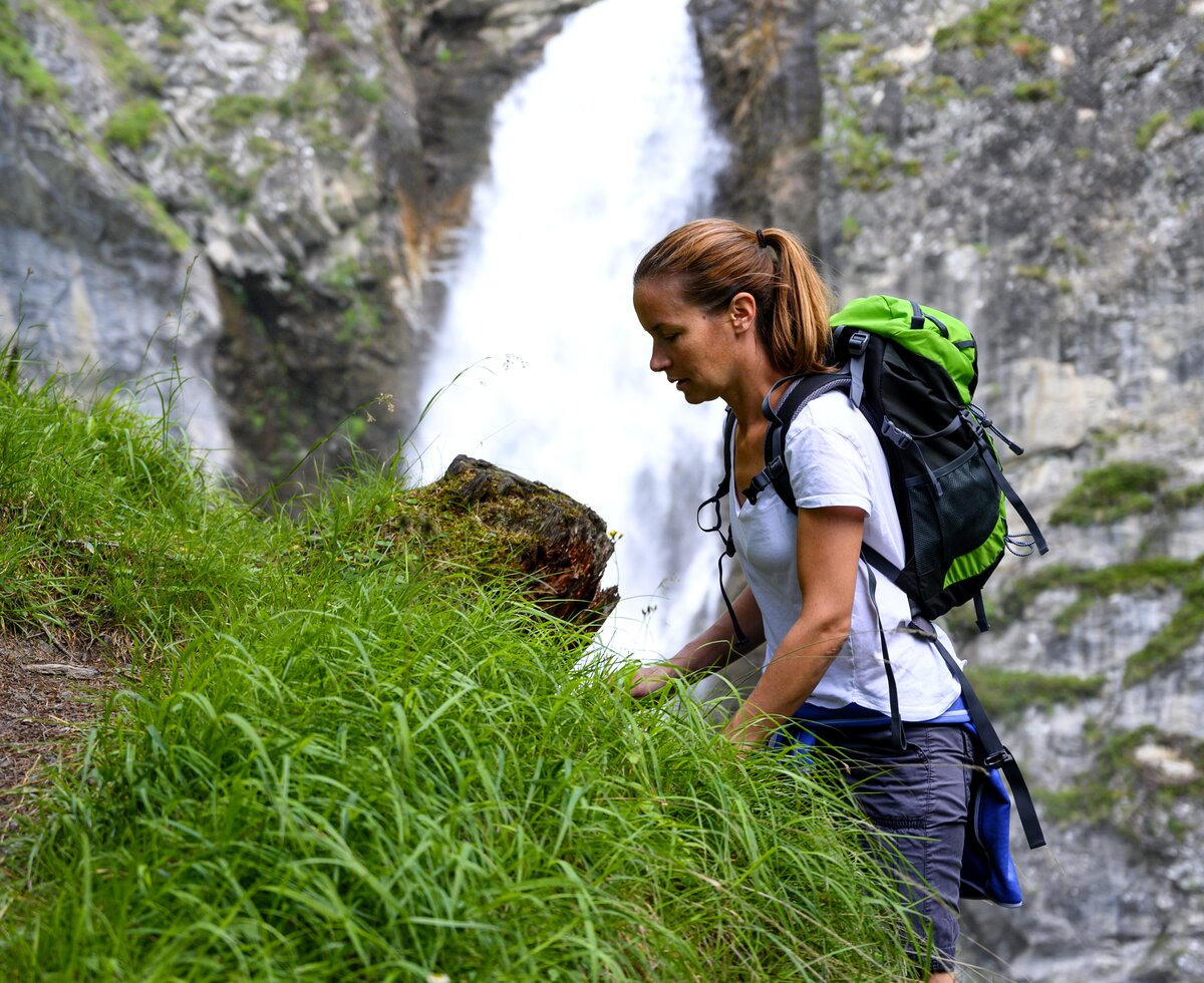 Frau beim Wandern | © Urlaub am Bauernhof