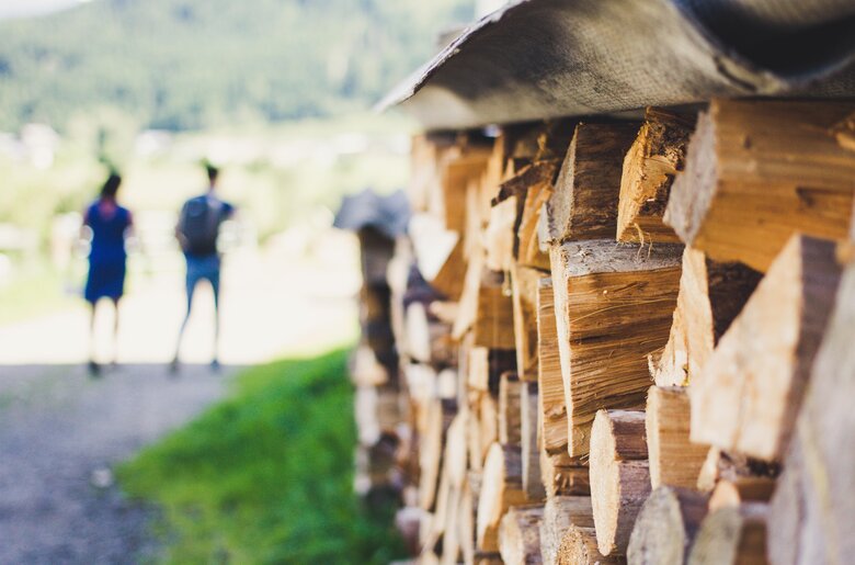 Paar beim Wandern | © Urlaub am Bauernhof im SalzburgerLand / Matthias Gruber