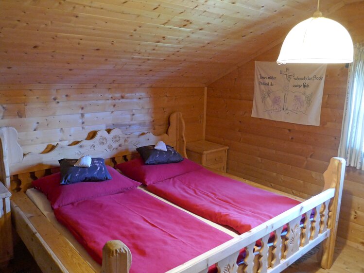 Almschlafzimmer auf der Wallmanhütte in Krispl im SalzburgerLand | © www.reisebloggerin.at / Gudrun Krinzinger