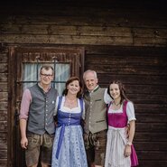 Familie Stöllinger, Hauserbauer in Hintersee | © Hauserbauer / Familie Stöllinger