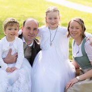 Familie Ronacher vom Oberhaidbachhof in Mittersill.