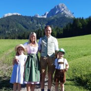 Familie Lienbacher von der Brandstättalm in Werfenweng. | © Brandsättalm/Familie Lienbacher