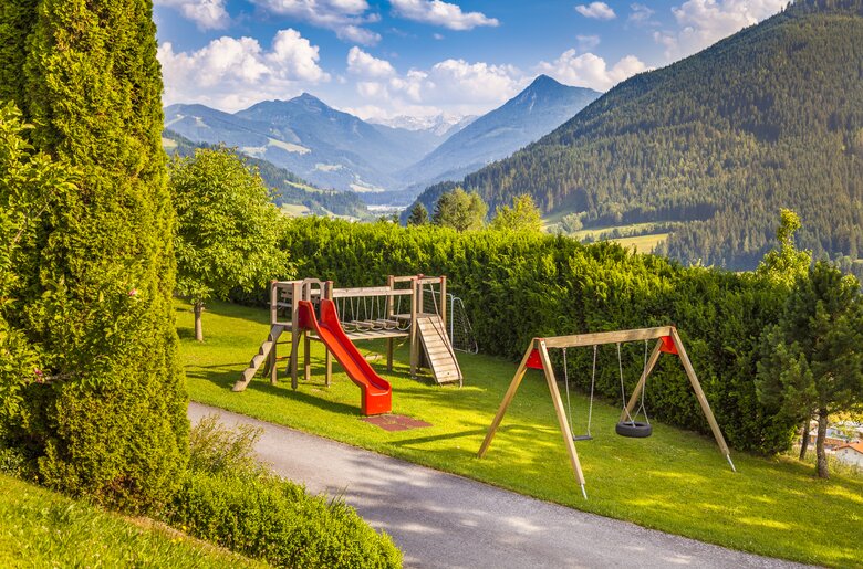 Spielplatz am Untersüßgut in Eben, Salzburger Land | © Urlaub am Bauernhof Salzburger Land / Bernd Suppan