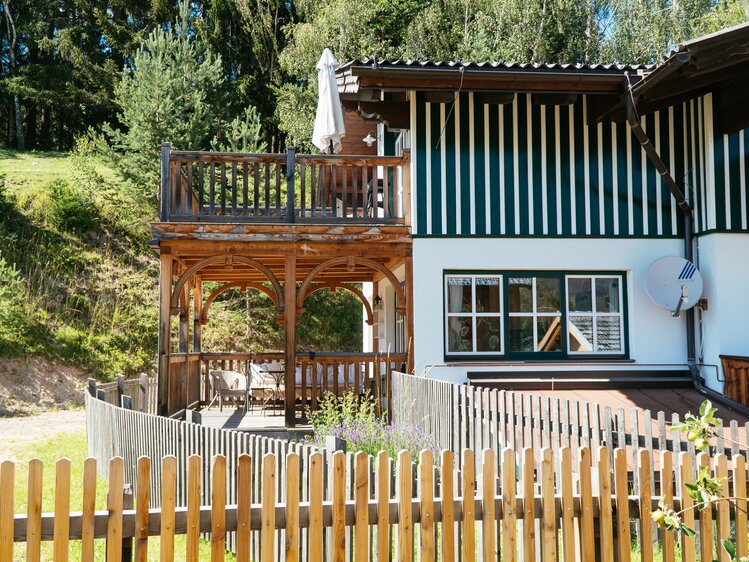 Ansicht Bauernhaus, Biobauernhof Leitenmüller, Steiermark | © Urlaub am Bauernhof Steiermark / Daniel Gollner