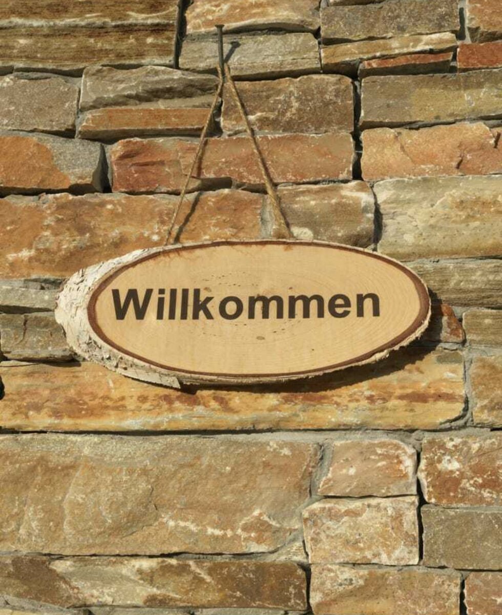 Schild "Willkommen"