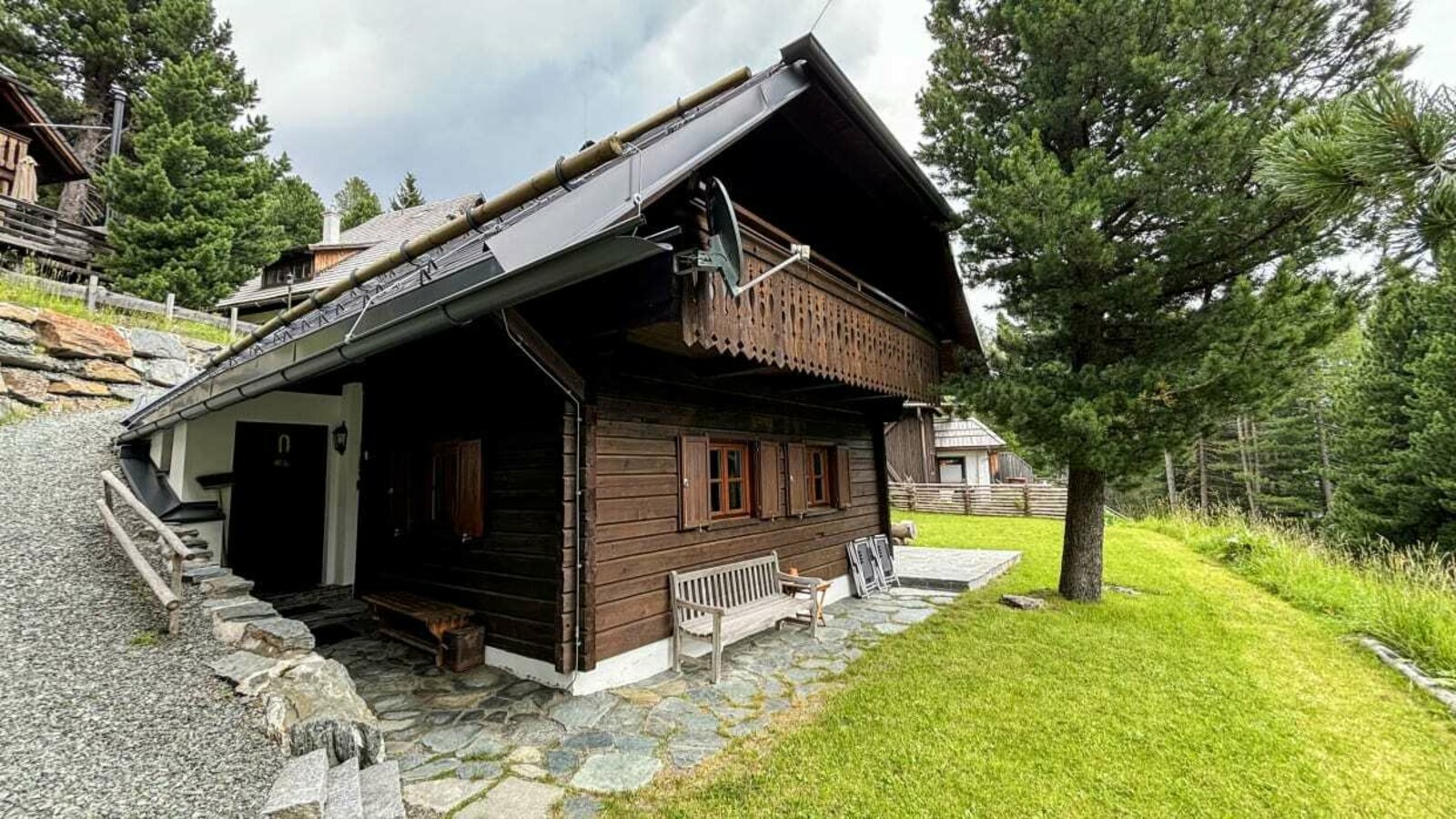 Almhaus Falkertzeit im Sommer