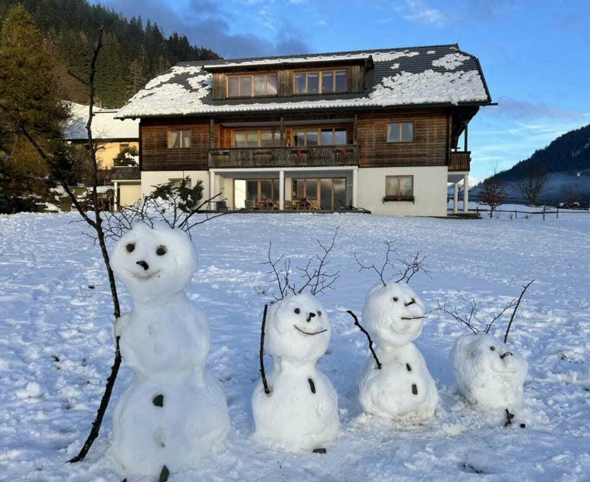 Schneemann bauen 