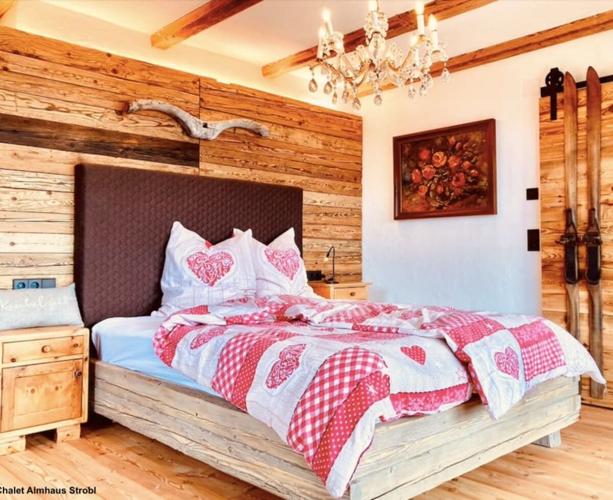 Schlafzimmer@Chalet Almhaus Strobl