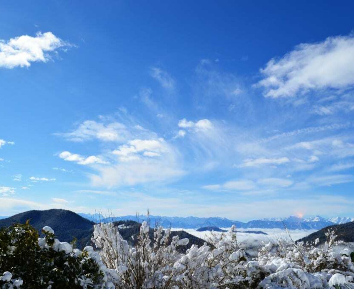 Fernsicht im Winter (Richtung Süden) - Nebelmeer über Klagenfurt