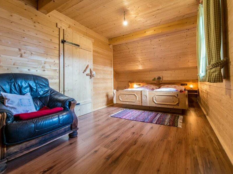 Schlafzimmer aus Holz