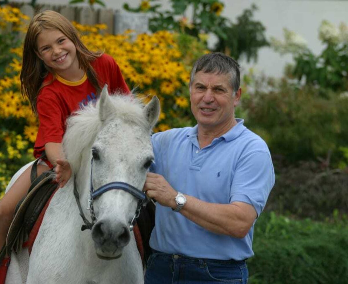 Pony reiten mit Bauer Sepp am Gourmet Bauernhof Mentebauer