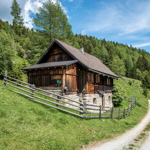 Jörglbauerhütte Westansicht