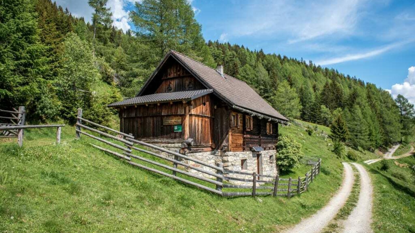 Jörglbauerhütte Westansicht