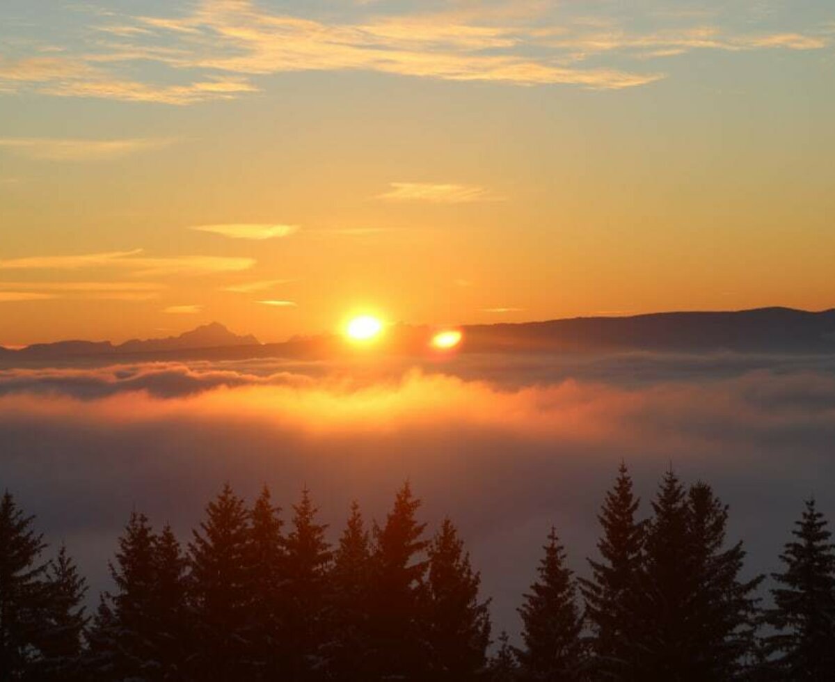 Sonnenuntergang im Nebelmeer