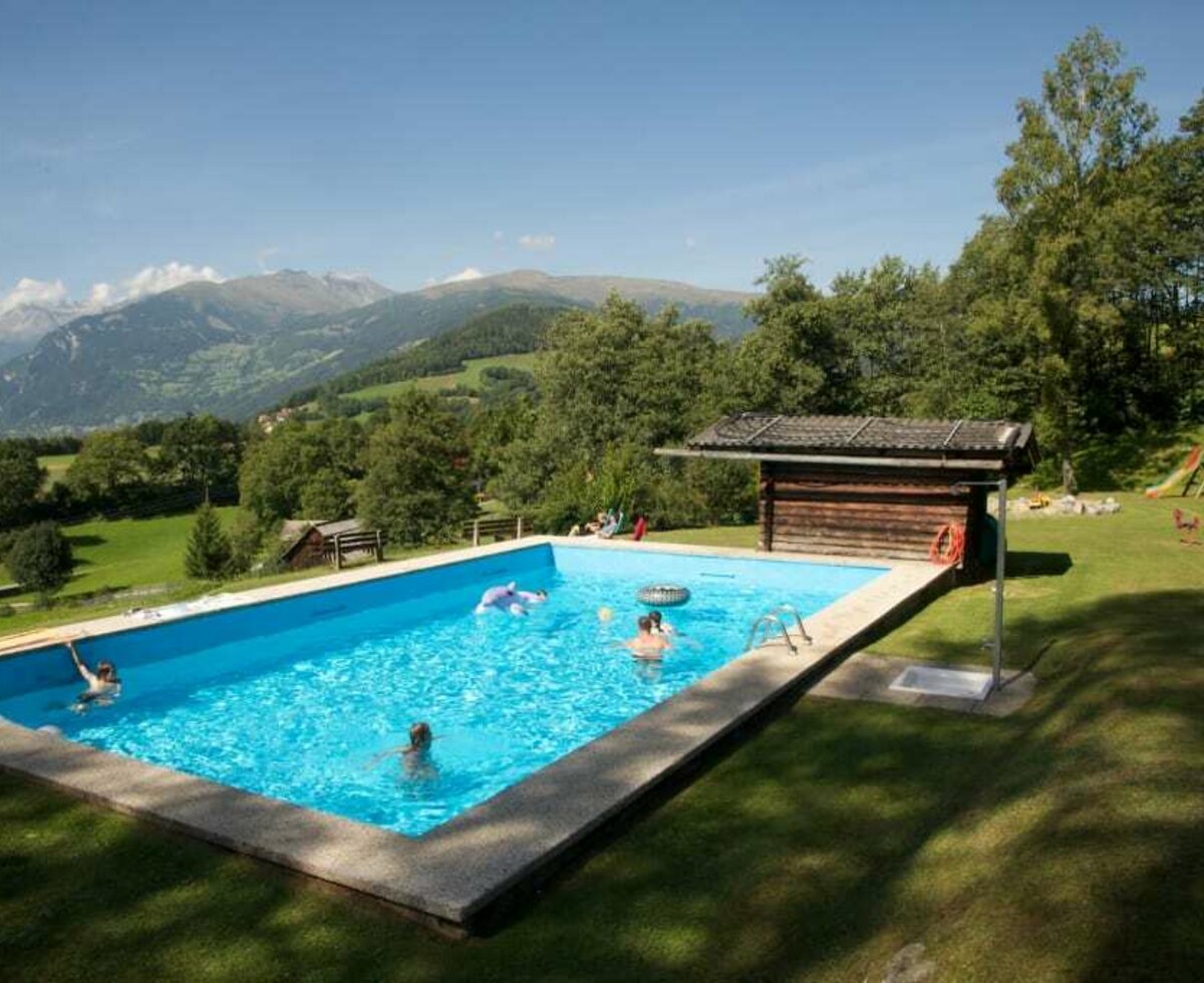 Pool mit Panoramablick