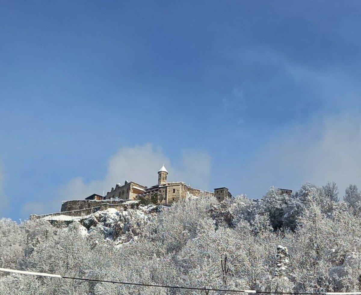 Burg Landskron im Winter