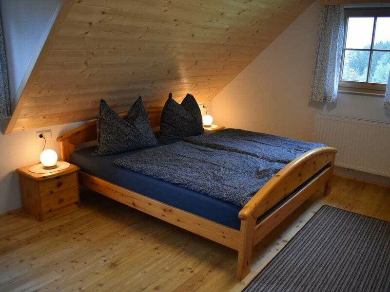 1. Schlafzimmer mit Doppelbett