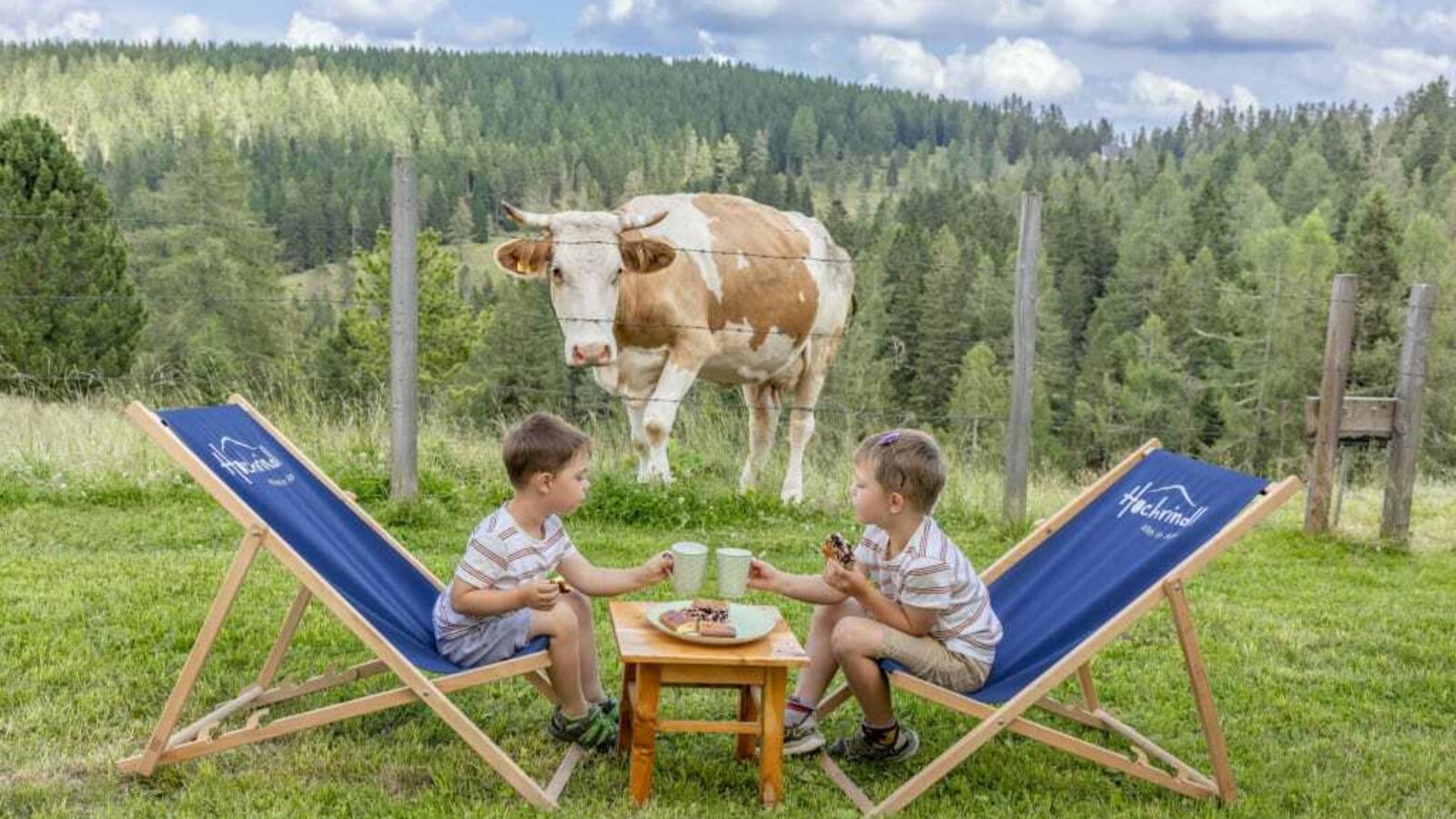 Prost, lasst euch die Milch schmecken