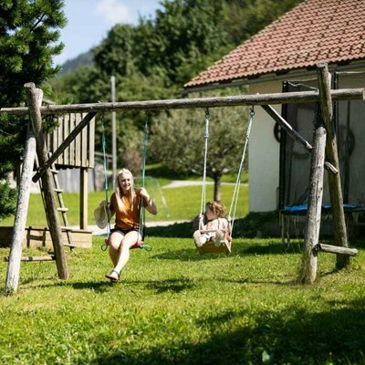 Spielplatz - Schaukel