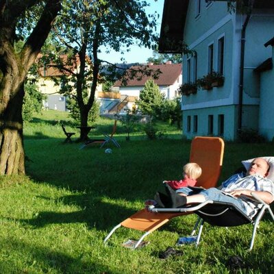 Liegeplatz im Schatten