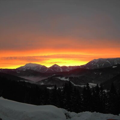 Höhenstein - Familie Helmel - Sonnenaufgang mit Ötscherblick