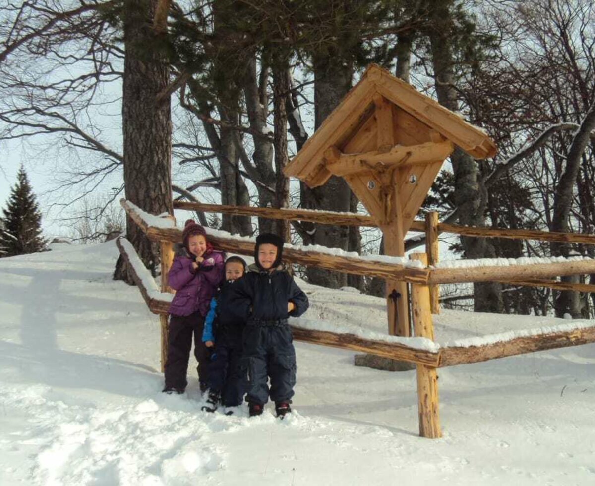 Winter Materl auf Alm