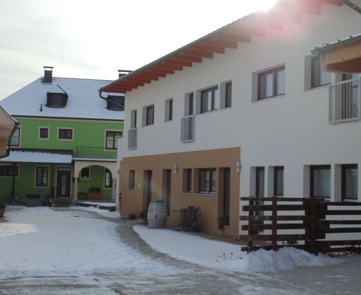 Schnee und strahlende Wintersonne. Sehr selten aber wunderschön.