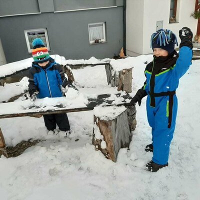 Zulehen - Kinder im Schnee