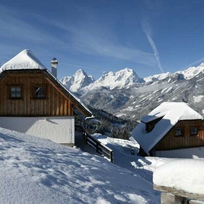 Unsere Almhütten mit Panoramablick