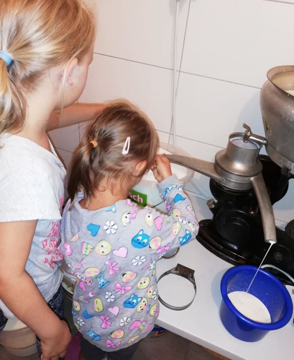 Milch wird zentrifugiert