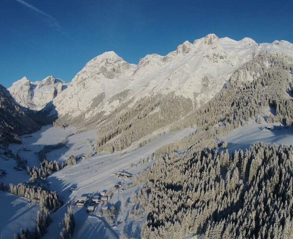 Morgens hoch über der Wildau im Lammertal - Blick Tennengebirge