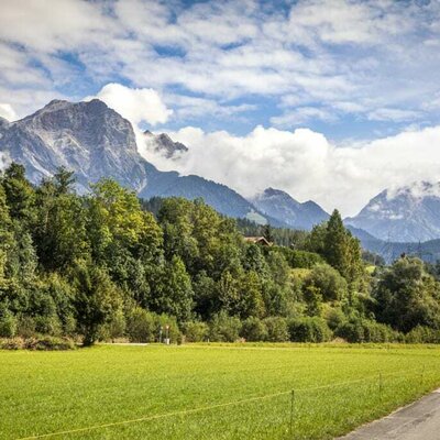 Hofausblick Steinernes Meer und Hochkönig