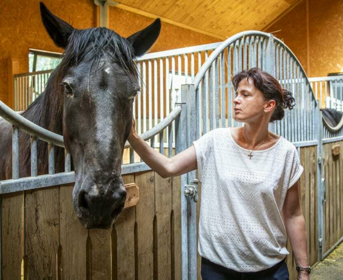 Christina mit dem Pferd