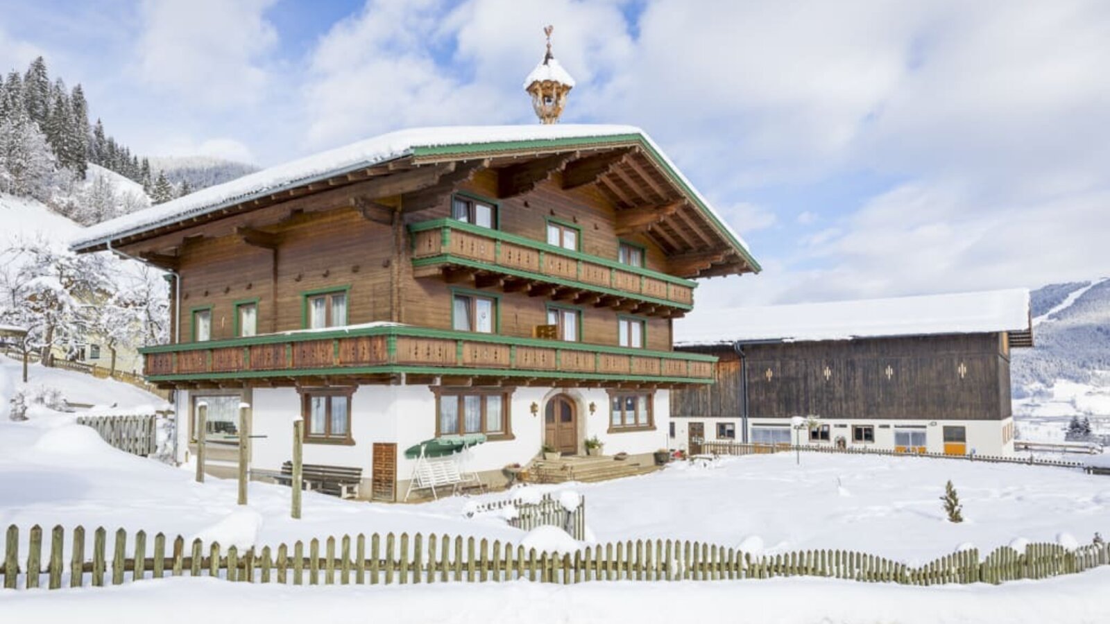 Bauernhaus im Winterkleid