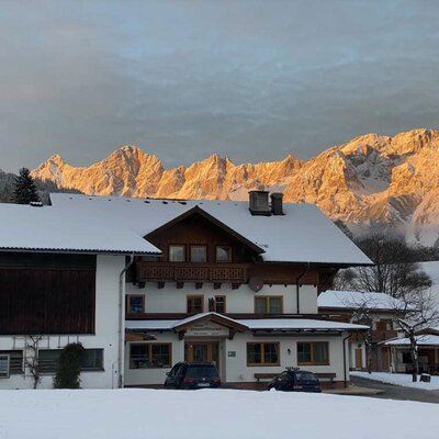 Sonnenuntergang am Brsnddtätterhof