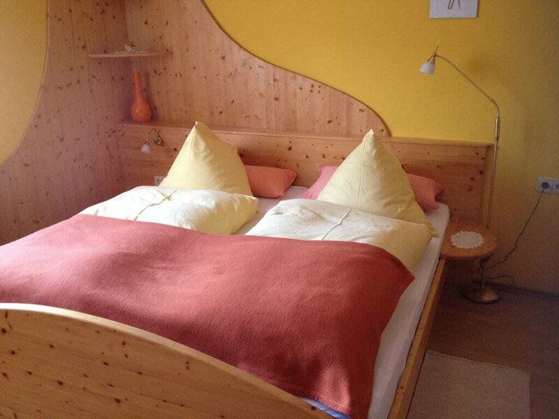 Schlafzimmer Orange