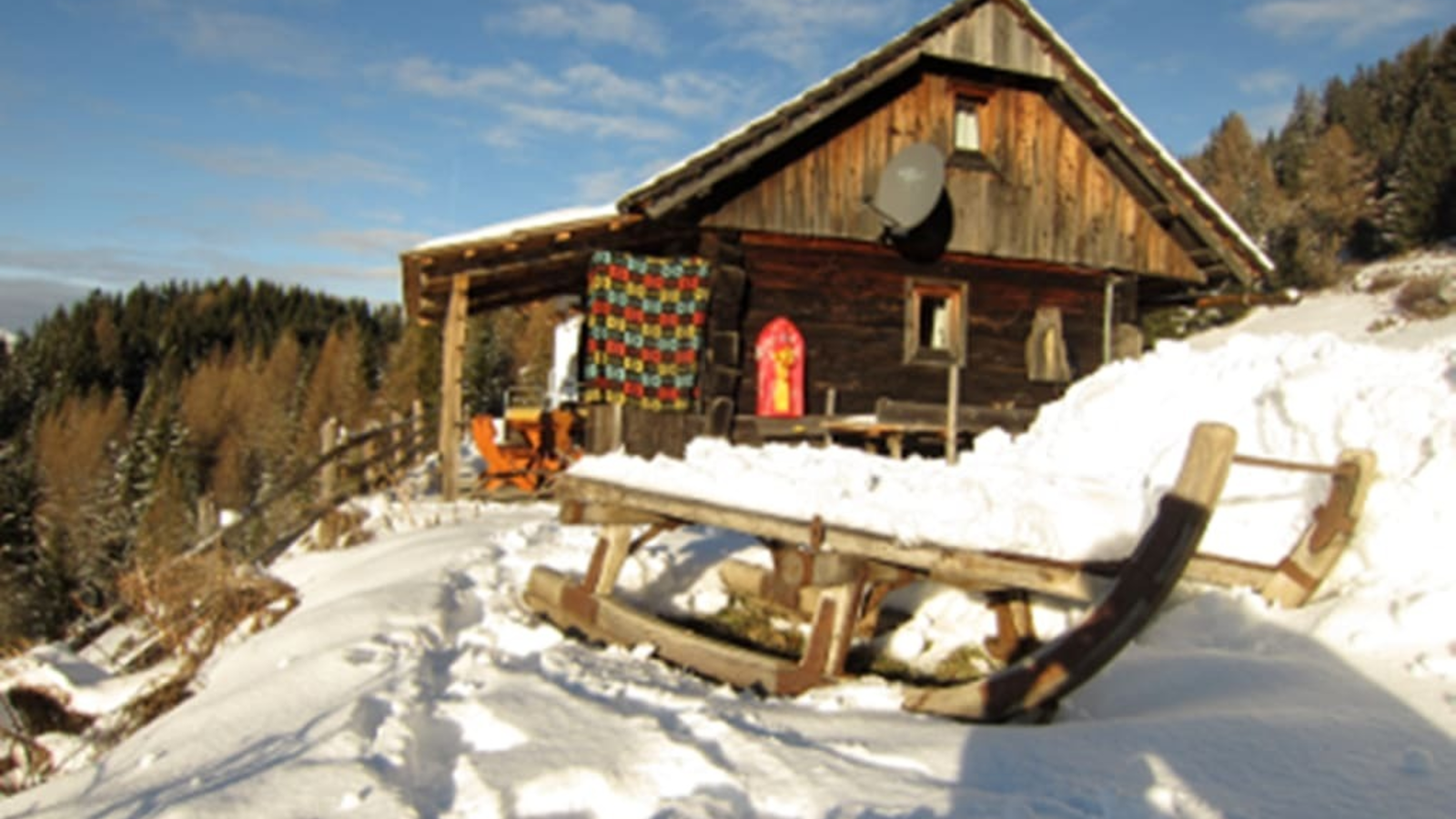 Holzknechthütte im Winter