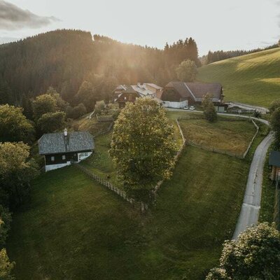 Abendstimmung am Hof